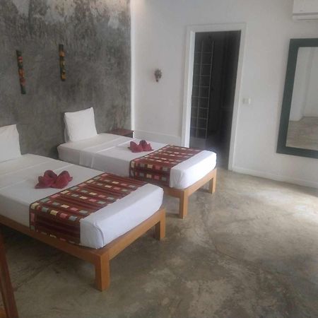 Hotel Kriola Сан-Томе Экстерьер фото