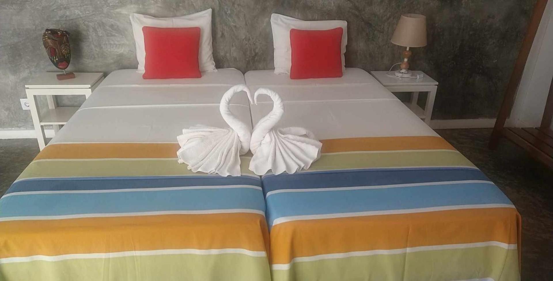 Hotel Kriola Сан-Томе Экстерьер фото